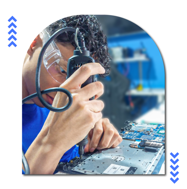 Reparación de bisagras para laptop en Reparándolo Ecuador